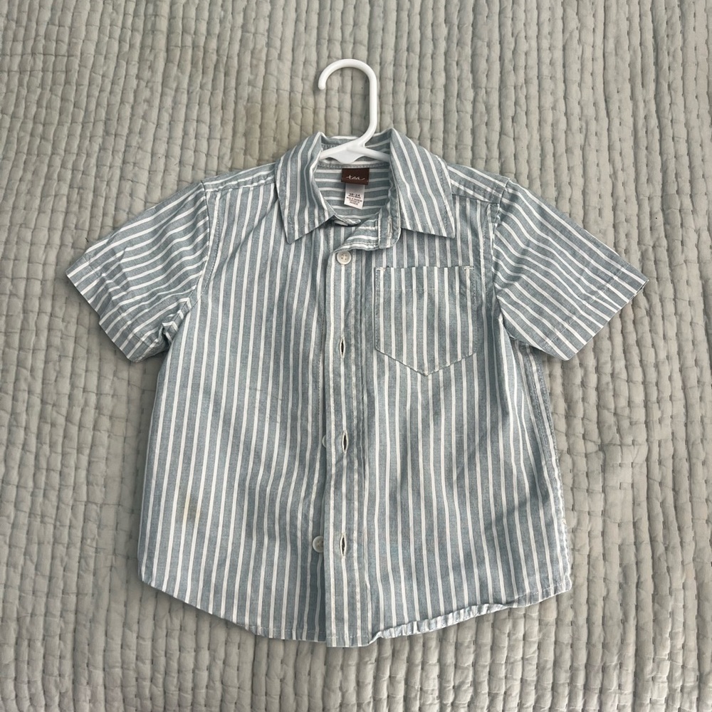 GAP Boys Blue & White Stripe Short-Sleeve Button-Down Shirt